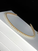 Load image into Gallery Viewer, Small Pearls Fashion Headband
