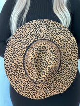 Load image into Gallery Viewer, Leopard Hat
