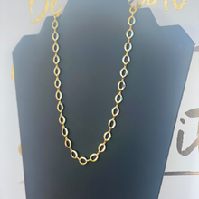 Load image into Gallery Viewer, Veli Necklace
