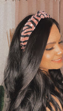 Load image into Gallery Viewer, Stripes Fashion Headband
